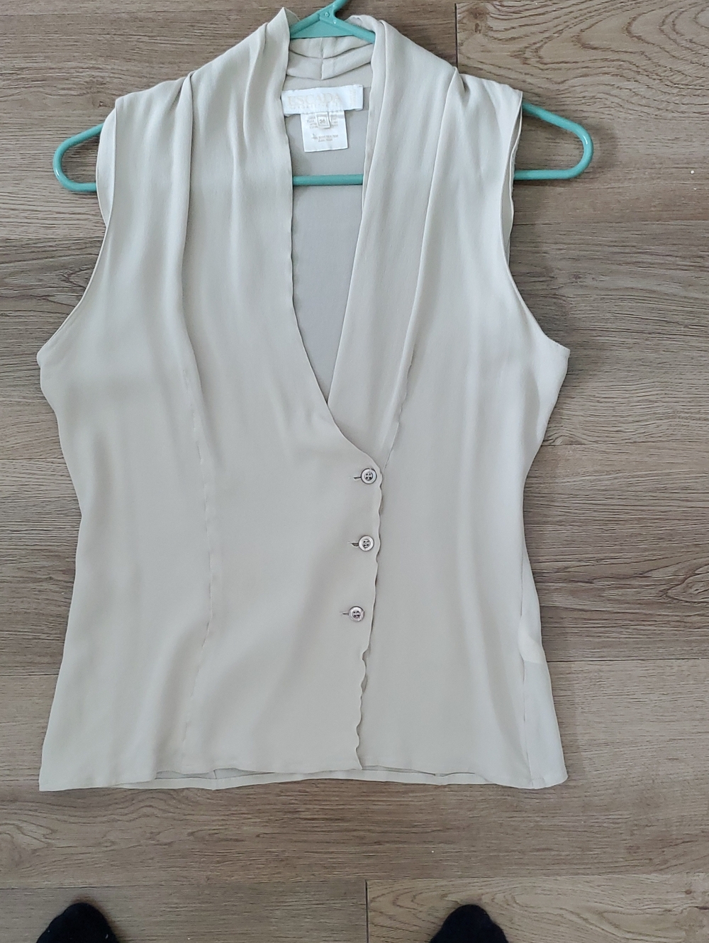 Escada Cream Draped V-Neck Button Front Camisole Style Button Up Wait Coat
